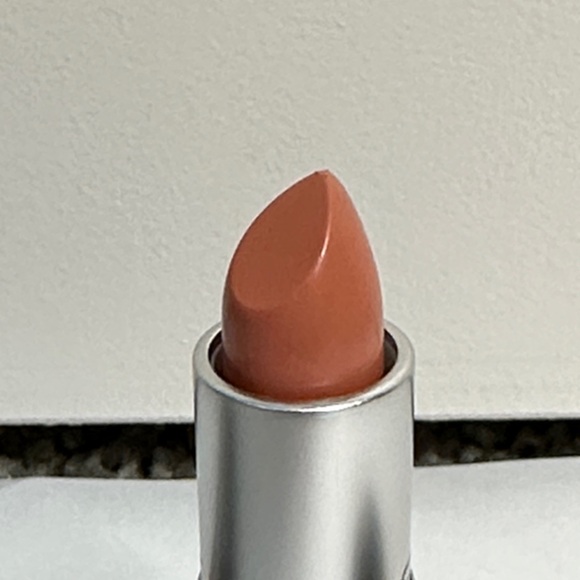 NIB MAC Cosmetics Satin Finish Lipstick in shade Myth - Picture 2 of 4